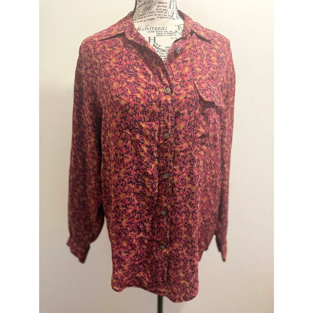 August Silk Red Black Gold Patterned 100% Silk Cottage Core Button-Up Shirt M